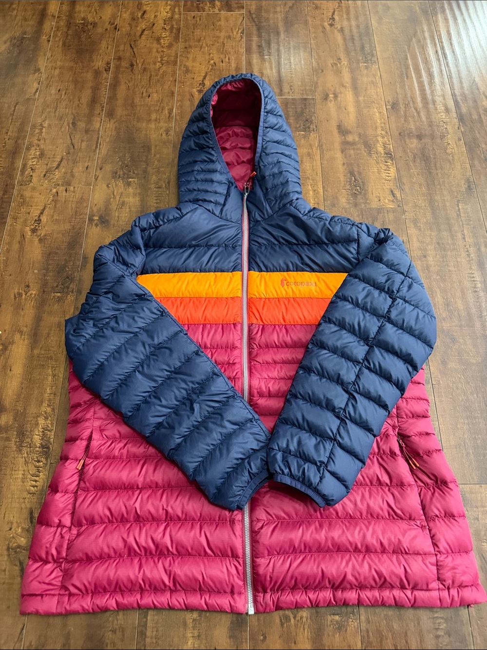cotopaxi Fuego Hooded Down Jacket
